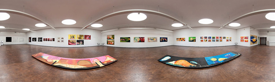 Blick in die Ausstellung in der Städtischen Galerie KUBUS Hannover